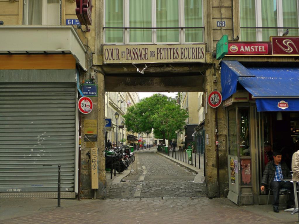Private Room In A Parisian Homestay! - Close To It All! エクステリア 写真